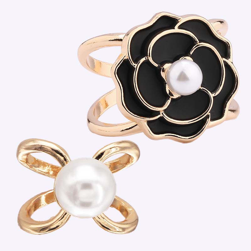 💕Kjøp 1 få 1 gratis🧣Enkelt tredimensjonalt skjerf Cli