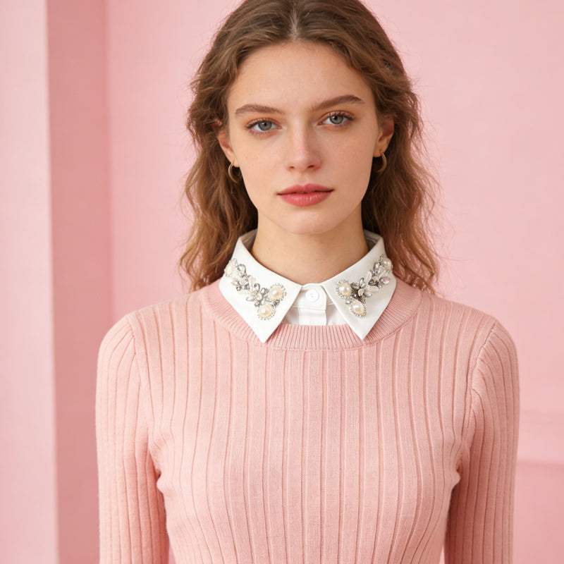 Halskjede med imitasjonsdiamanter og perler