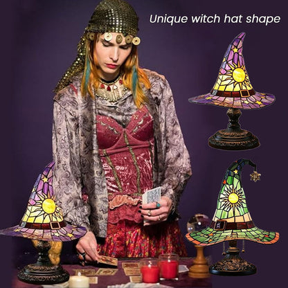 Nattlys med heksehatt