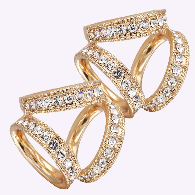 💕Kjøp 1 få 1 gratis🧣Enkelt tredimensjonalt skjerf Cli