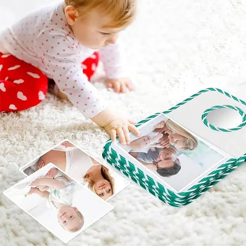 Min første babyfotobok med trygt speil