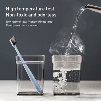 Stilig tannbørsteholder med lok