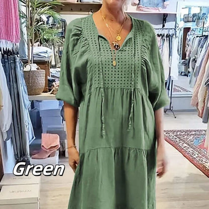 Flerlags ensfarget lang kjole med V-hals og halve ermer for kvinner