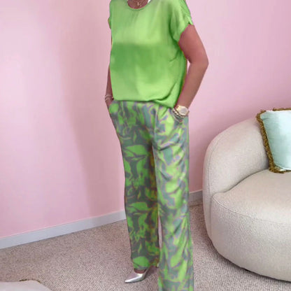 Rund hals med korte ermer, trykk, korte ermer, lange bukser, todelt dress