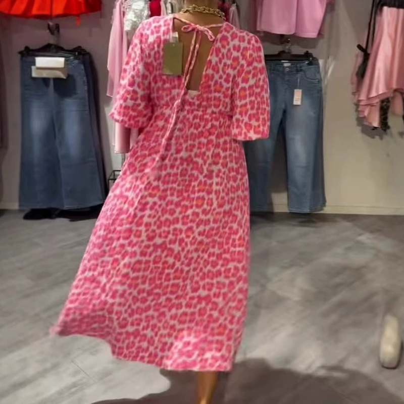 ✈️Kjøp 2 - Gratis frakt🔥Sesongsalg - 49 % rabatt✨🔥Damekjole med trykk og V-hals