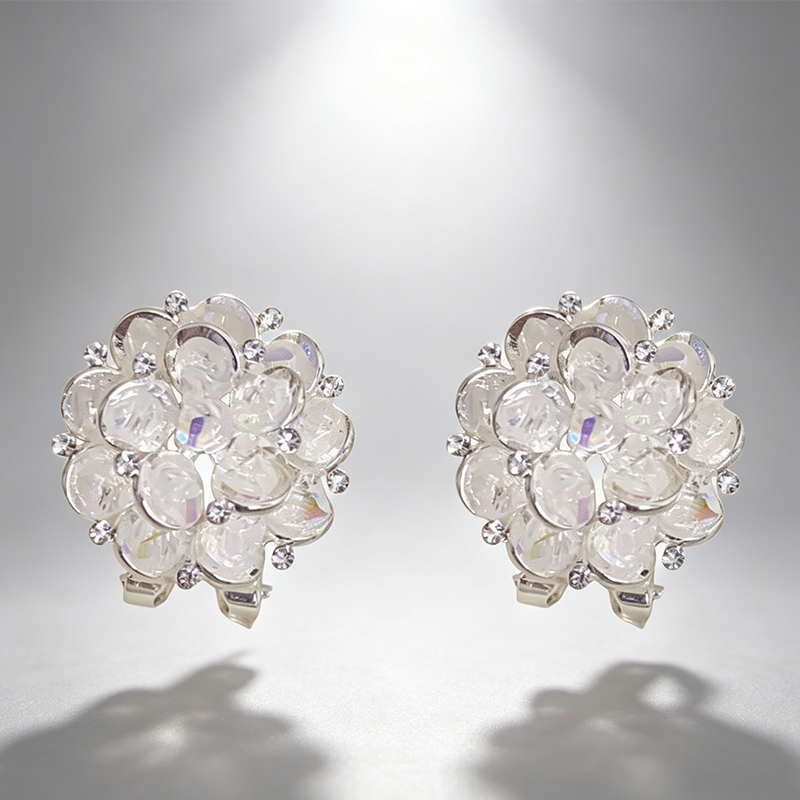 💎 Udsalg 2026 — Over 52.000 solgt!✨ Elegante blomsterøreringe – Funklende detaljer og let komfort