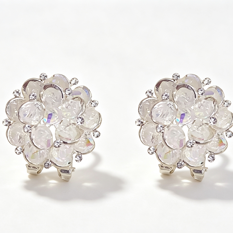 💎 Udsalg 2026 — Over 52.000 solgt!✨ Elegante blomsterøreringe – Funklende detaljer og let komfort